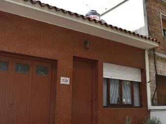 https://www.gallito.com.uy/casa-sobre-av-reciclada-a-nuevo-gge-jardin-y-barbacoa-inmuebles-21284778