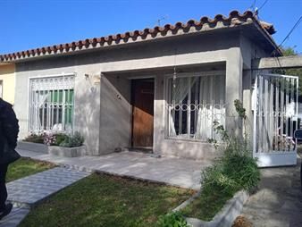 https://web5.gallito.com.uy/excelente-chalet-en-hermoso-entorno-si-bco-veala-094082543-inmuebles-22010862