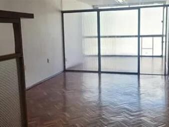 https://web5.gallito.com.uy/lindo-monoambiente-para-oficina-cvieja-inmuebles-22357805