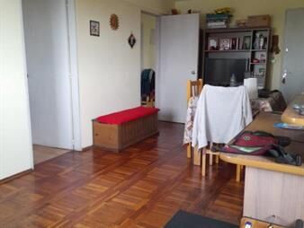 https://web5.gallito.com.uy/excelente-luminoso-piso-alto-gtos-bajos-anda-no-mascota-inmuebles-22436905