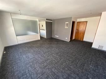 https://www.gallito.com.uy/macari-alquila-oficina-estudio-sobre-25-de-mayo-inmuebles-22563438