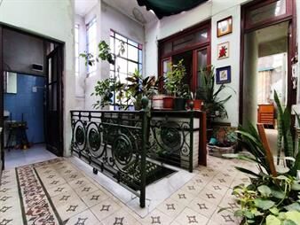 https://web5.gallito.com.uy/ph-altos-venta-en-tres-cruces-inmuebles-22759020