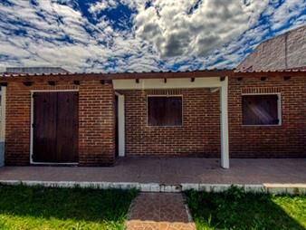 https://www.gallito.com.uy/venta-casa-3-dormitorios-la-sonrisa-maldonado-inmuebles-22986158