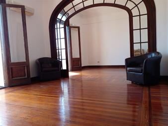 https://www.gallito.com.uy/venta-con-renta-apartamento-de-estilo-sobre-plaza-cagancha-inmuebles-23123093