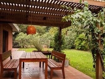 https://web5.gallito.com.uy/susena-inversiones-inmobiliaria-alquiler-mansion-inmuebles-23202820