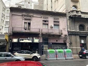 https://web5.gallito.com.uy/venta-centro-casa-padron-unico-a-pasos-de-a-18-de-julio-inmuebles-23392737