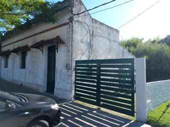 https://web5.gallito.com.uy/casa-al-fte-mb-ubicada-sobre-garzon-inmuebles-23517738