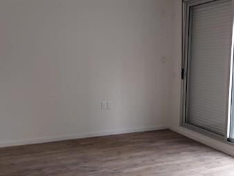 https://web5.gallito.com.uy/monoambiente-con-patio-inmuebles-23518221