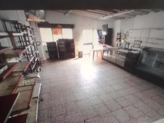 https://web5.gallito.com.uy/venta-casa-3-dormitorios-con-local-zona-con-mucho-trafico-inmuebles-23652466
