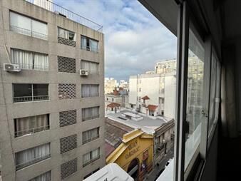 https://www.gallito.com.uy/monoambiente-semi-amoblado-en-alquiler-calle-tacuarembo-inmuebles-23747816