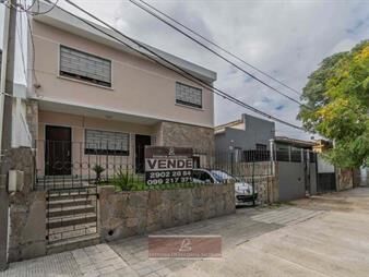 https://www.gallito.com.uy/oportunidad-excelente-construccion-con-fondo-y-galpon-inmuebles-27410317