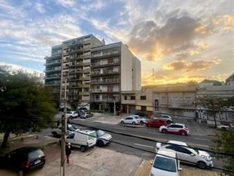 https://web5.gallito.com.uy/hermoso-apto-2-dorm-c-garage-pocitos-inmuebles-23906882