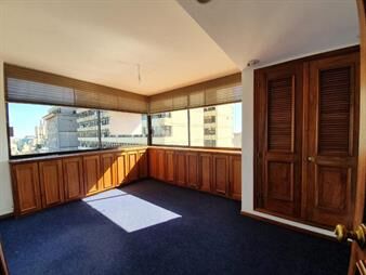 https://www.gallito.com.uy/oficina-piso-10-vistas-panoramicas-79-mts-ciudad-vieja-inmuebles-23911172