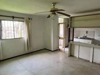 https://web5.gallito.com.uy/apto-en-alquiler-calle-emilio-castelar-en-euskal-erria-92-inmuebles-24026715