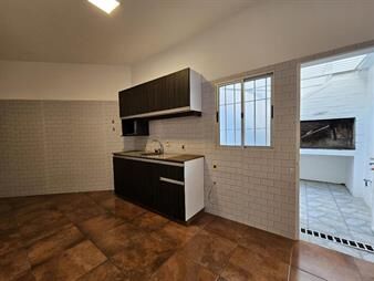 https://www.gallito.com.uy/casa-impecable-dos-dormitorios-amplios-inmuebles-24026858