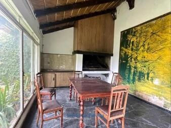 https://web5.gallito.com.uy/susena-inversiones-vende-casa-con-amenities-lujo-inmuebles-24062250