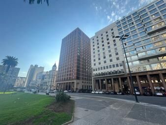 https://www.gallito.com.uy/diri-impecable-190m2-a-plaza-independencia-inmuebles-24162353