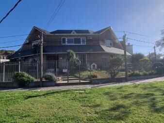 https://web5.gallito.com.uy/baldovino-casa-en-malvin-5-dormitorios-avda-legrand-inmuebles-23767238