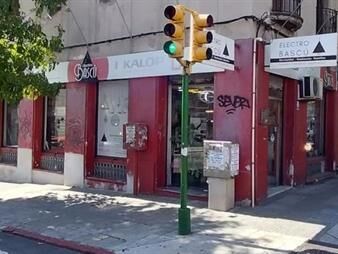 https://www.gallito.com.uy/venta-de-llave-local-comercial-iluminacion-y-electricidad-inmuebles-24190573