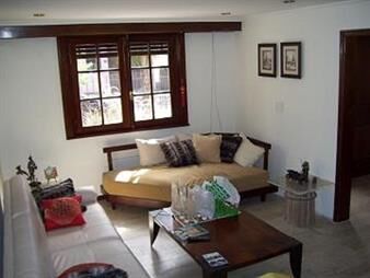 https://web5.gallito.com.uy/gran-casa-en-puerto-buceo-inmuebles-24344644
