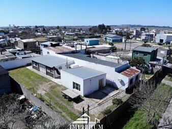 https://www.gallito.com.uy/se-vende-galpon-grande-mas-3-apartamentos-en-maldonado-inmuebles-24354961