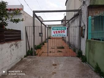 https://web5.gallito.com.uy/imperial-vende-casa-3-dormitorios-patio-parrillero-gje-inmuebles-24173840
