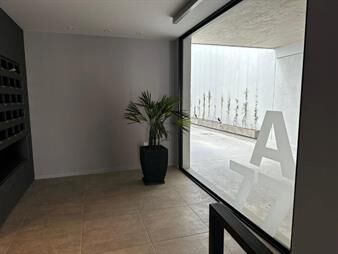 https://www.gallito.com.uy/hermoso-apto-1-dorm-a-estrenar-ccochera-tres-cruces-inmuebles-24477123