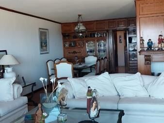 https://web5.gallito.com.uy/gran-apto-frente-al-mar-inmuebles-24570879