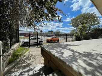 https://www.gallito.com.uy/oportunidad-casa-2-plantas-3-dorm-villa-española-inmuebles-24601067