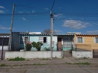 https://www.gallito.com.uy/casa-en-venta-cardona-soriano-inmuebles-24642963