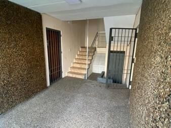 https://web5.gallito.com.uy/ideal-inversor-apto-1er-piso-pescalera-luminoso-inmuebles-24696266