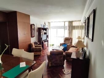 https://web5.gallito.com.uy/apartamento-en-pocitos-de-3-dormitorios-a-150mts-de-rambla-inmuebles-24707986