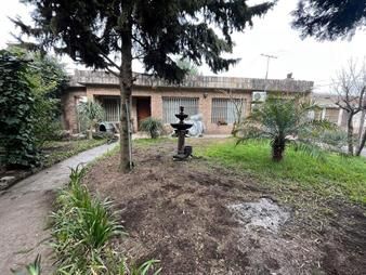 https://www.gallito.com.uy/av-de-la-playa-casi-cno-carrasco-3-dorm-buena-casa-inmuebles-24749423