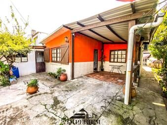 https://www.gallito.com.uy/venta-casa-2-dormitorios-estufa-a-leña-2-baños-cochera-mas-inmuebles-24839550