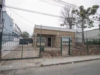 https://web5.gallito.com.uy/imperdible-oportunidad-casa-de-3-dorm-barbacoa-inmuebles-24839991