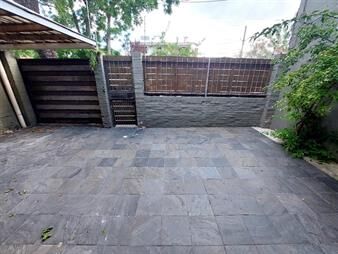 https://www.gallito.com.uy/casa-2-plantas-prox-puerto-de-buceo-inmuebles-27300544