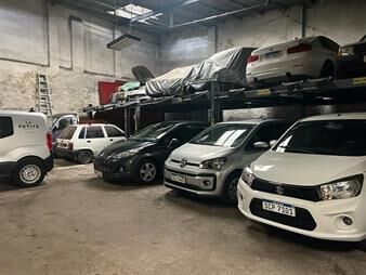 https://www.gallito.com.uy/se-vende-llave-de-negocio-automotriz-en-pocitos-inmuebles-24958291