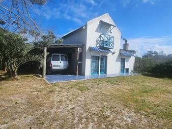 https://www.gallito.com.uy/casa-en-frente-al-mar-terreno-525-construidos-132-inmuebles-25014378