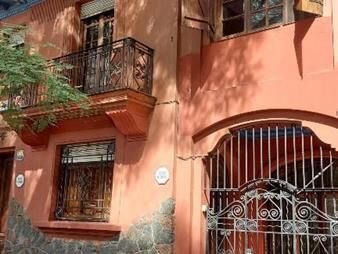 https://web5.gallito.com.uy/2-casa-con-entradas-independientes-inmuebles-25198361