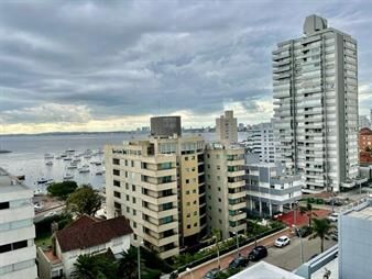 https://www.gallito.com.uy/divino-apto-2-dorm-gran-vista-al-puerto-inmuebles-25226071