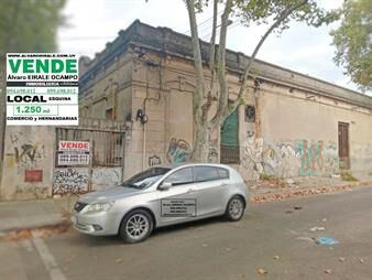 https://www.gallito.com.uy/-comercio-1949-y-hernandarias-local-esquina-1250-m2-inmuebles-14691955