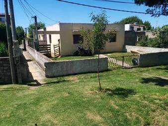 https://web5.gallito.com.uy/gran-terreno-con-apartamentos-a-la-venta-inmuebles-25301142