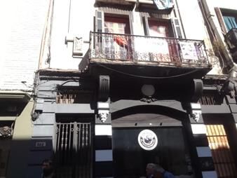 https://web5.gallito.com.uy/alquiler-apto-3-hab-con-gran-terrraza-ciiudad-vieja-inmuebles-25323362
