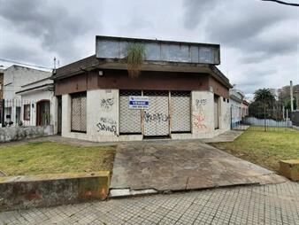https://www.gallito.com.uy/excelente-esquina-local-comercial-o-vivienda-inmuebles-25397892