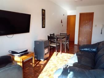 https://web5.gallito.com.uy/venta-apto-sobre-rambla-de-malvin-2-dormitorios-y-2-baños-inmuebles-24037597
