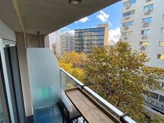 https://web5.gallito.com.uy/venta-impecable-monoambiente-al-frente-con-rentacentro-inmuebles-25194149