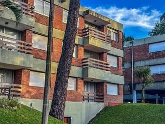 https://www.gallito.com.uy/venta-de-apto-3-dormitorios-3-baños-y-garage-en-subsuelo-inmuebles-25598402