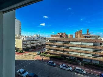 https://www.gallito.com.uy/apartamento-en-venta-1-y-12-dormitorio-punta-del-este-inmuebles-25603953