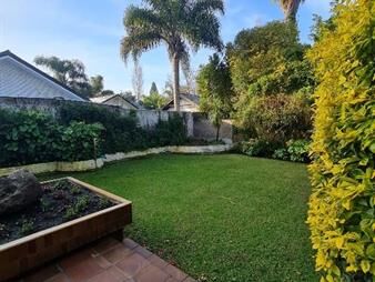 https://web5.gallito.com.uy/casa-esquina-en-carrasco-inmuebles-25636222