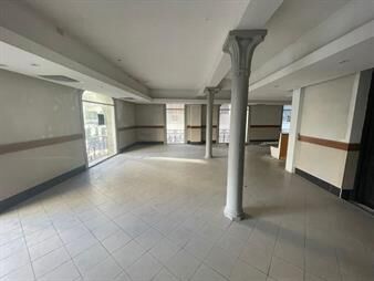 https://web5.gallito.com.uy/oficina-en-alquiler-sobre-peatonal-sarandi-inmuebles-25679396